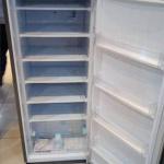UPRIGHT FREEZER